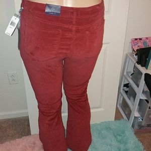 $134 NEW NYDJ | Farrah Red Colored Velvet Slimming Flare Bootcut Pants 16